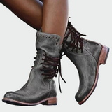 Leila - Botins de pele com atacadores