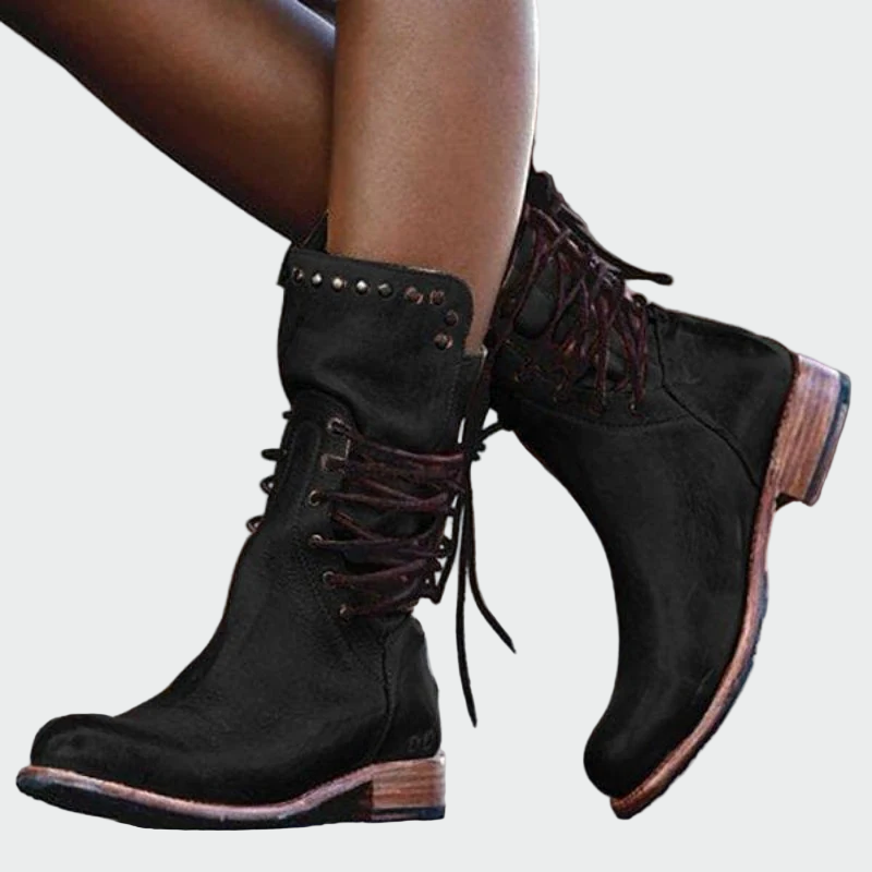 Leila - Botins de pele com atacadores