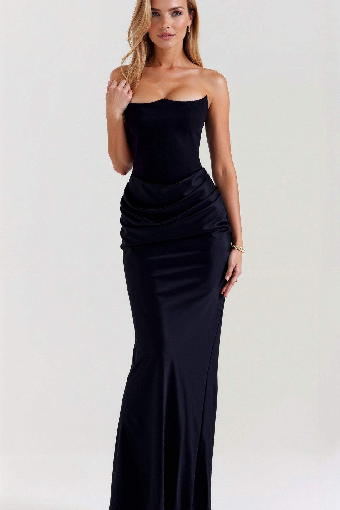 Esmeralda - Vestido comprido com corpete
