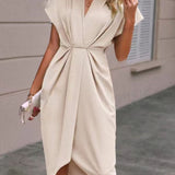 Caia - Vestido Médio Envelope