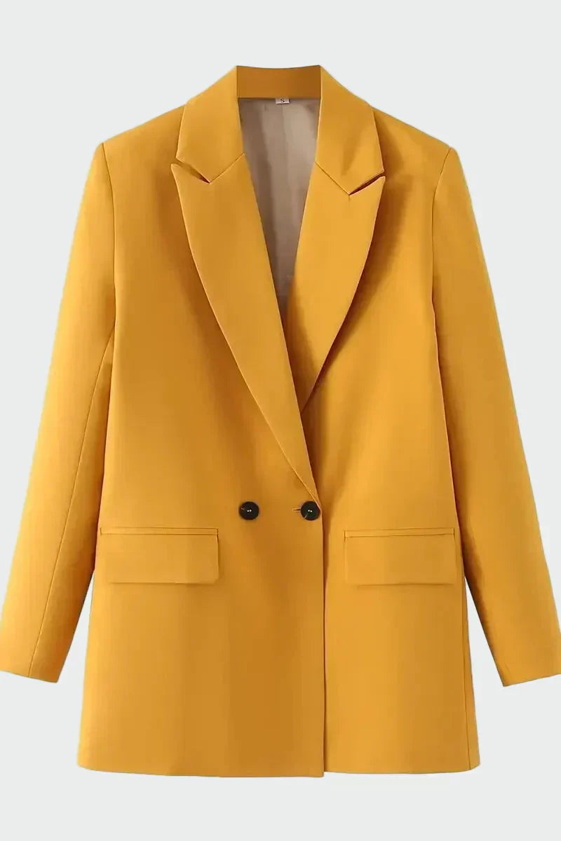 Tânia - Casaco Oversized com Linha Moderna