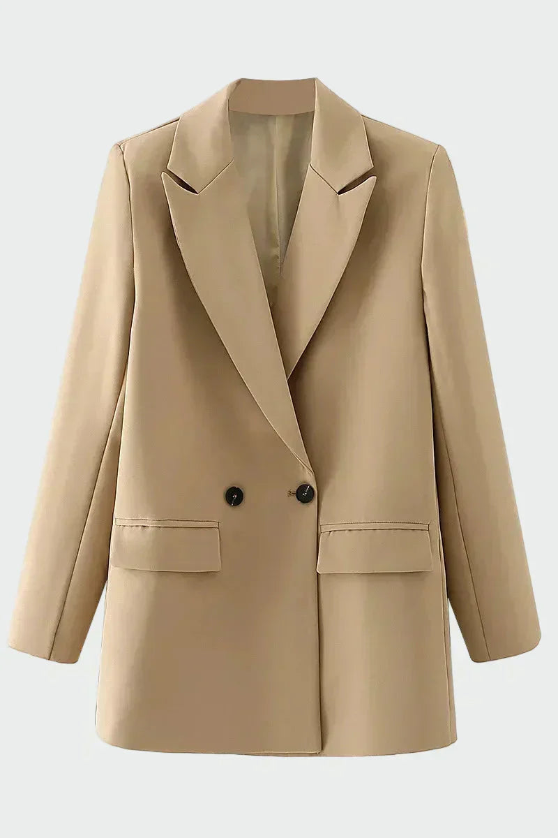 Tânia - Casaco Oversized com Linha Moderna