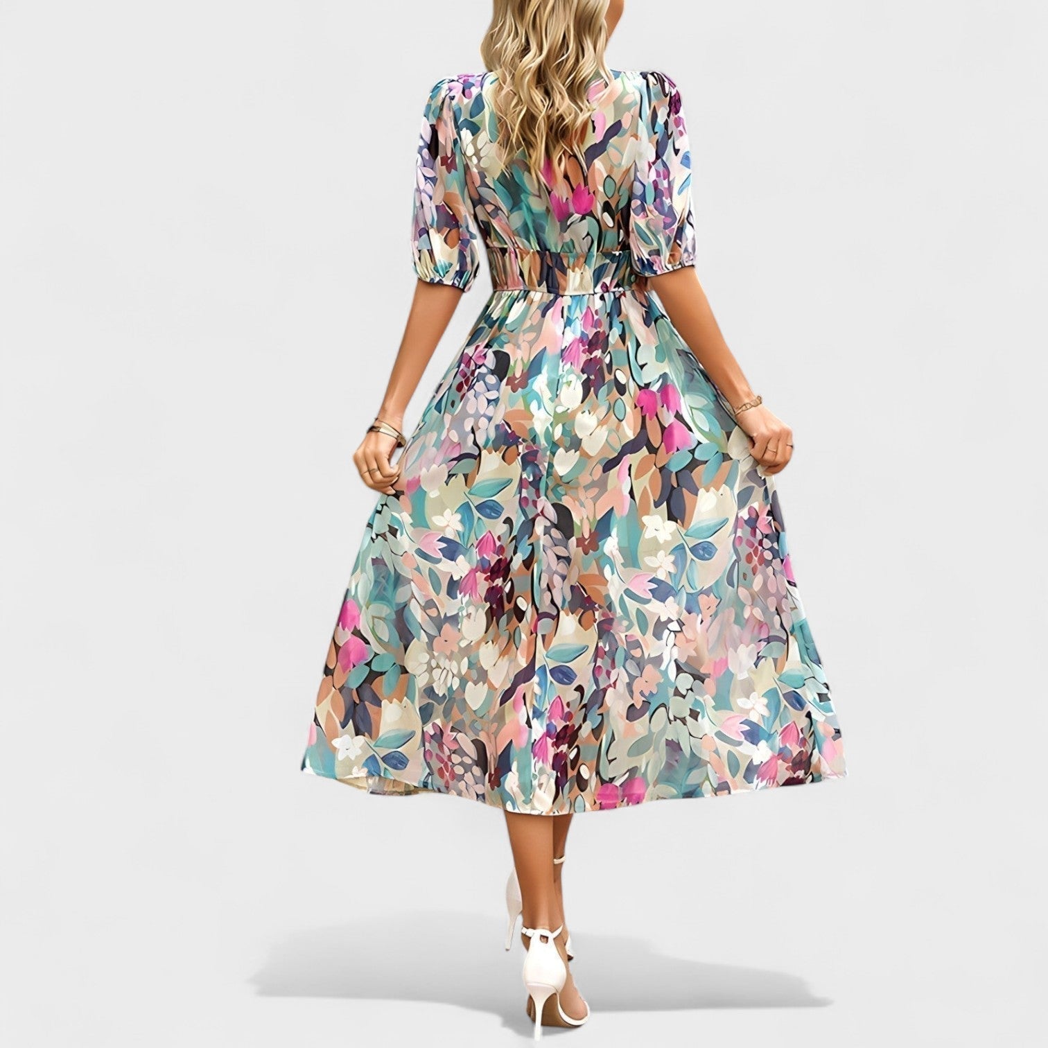 Clara - Vestido Médio Floral Elegante