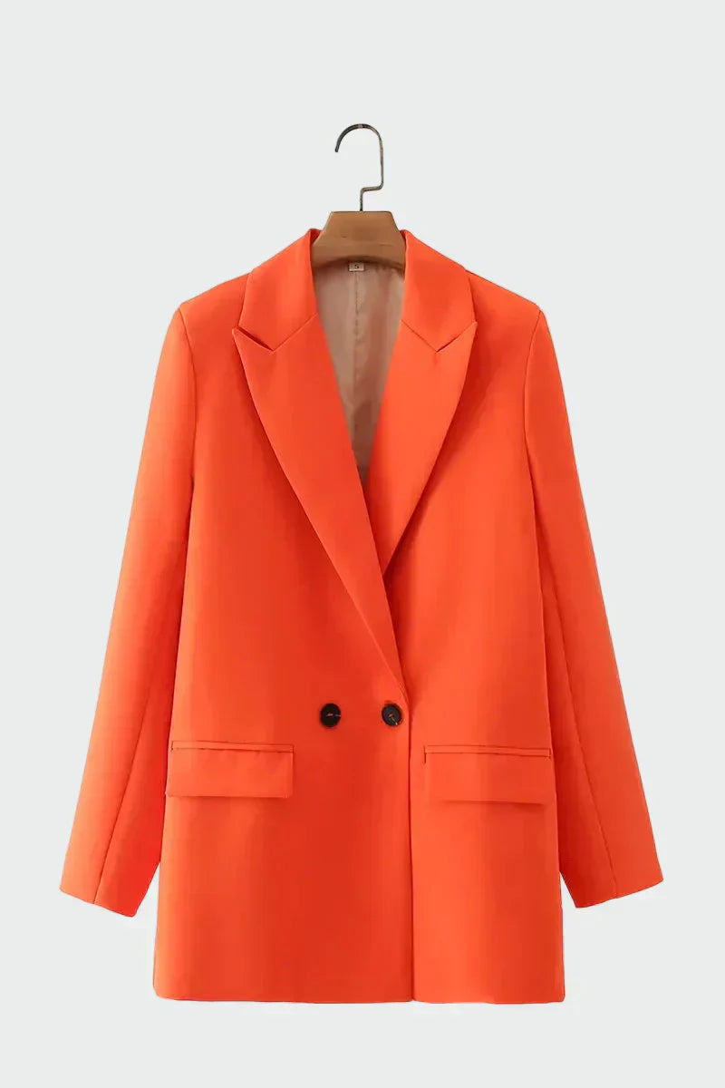 Tânia - Casaco Oversized com Linha Moderna