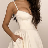 Ariel - Vestido Médio de Luxo