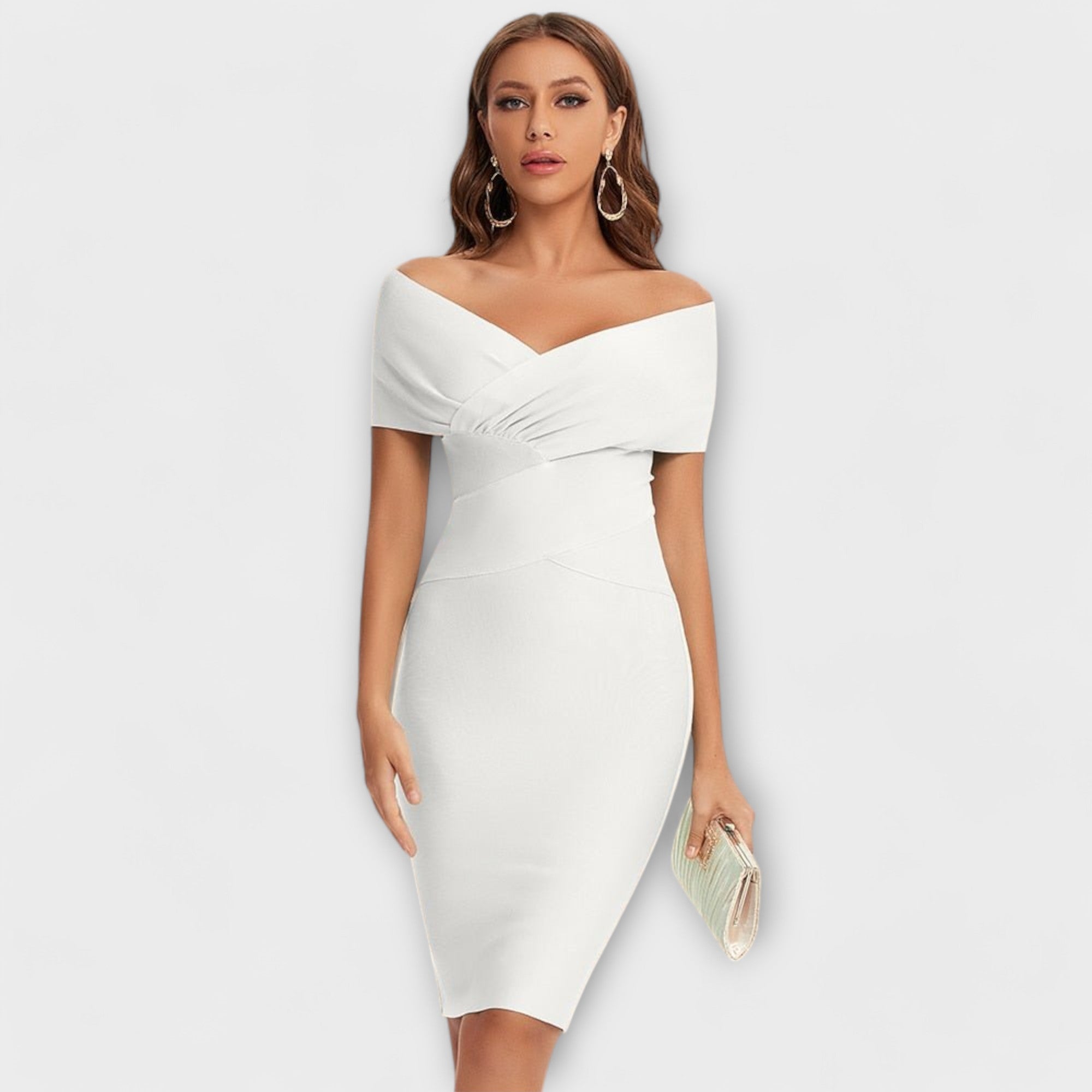 Lara - Pequeno vestido elegante