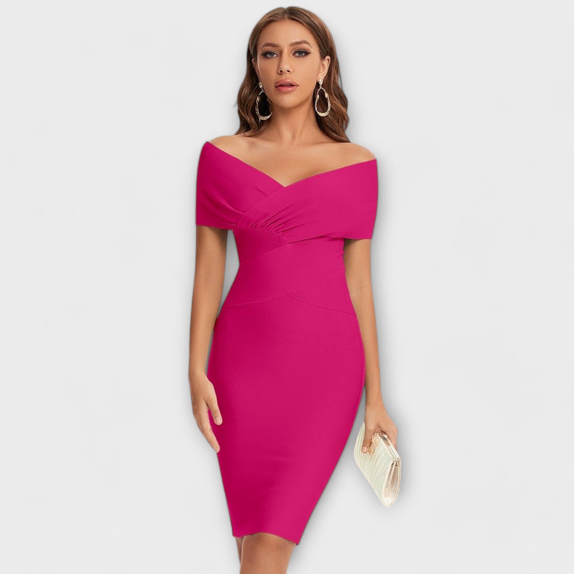 Lara - Pequeno vestido elegante