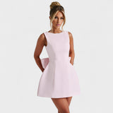 Catarina - Pequeno vestido com pérolas