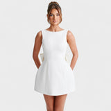 Catarina - Pequeno vestido com pérolas