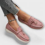 Zélia - Mocassins Femininos Beiges com Cordão Decorativo