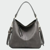 Manuela - Bolsa hobo de couro clássica