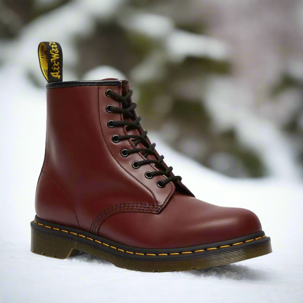António - Botas Elegantes com Cordões