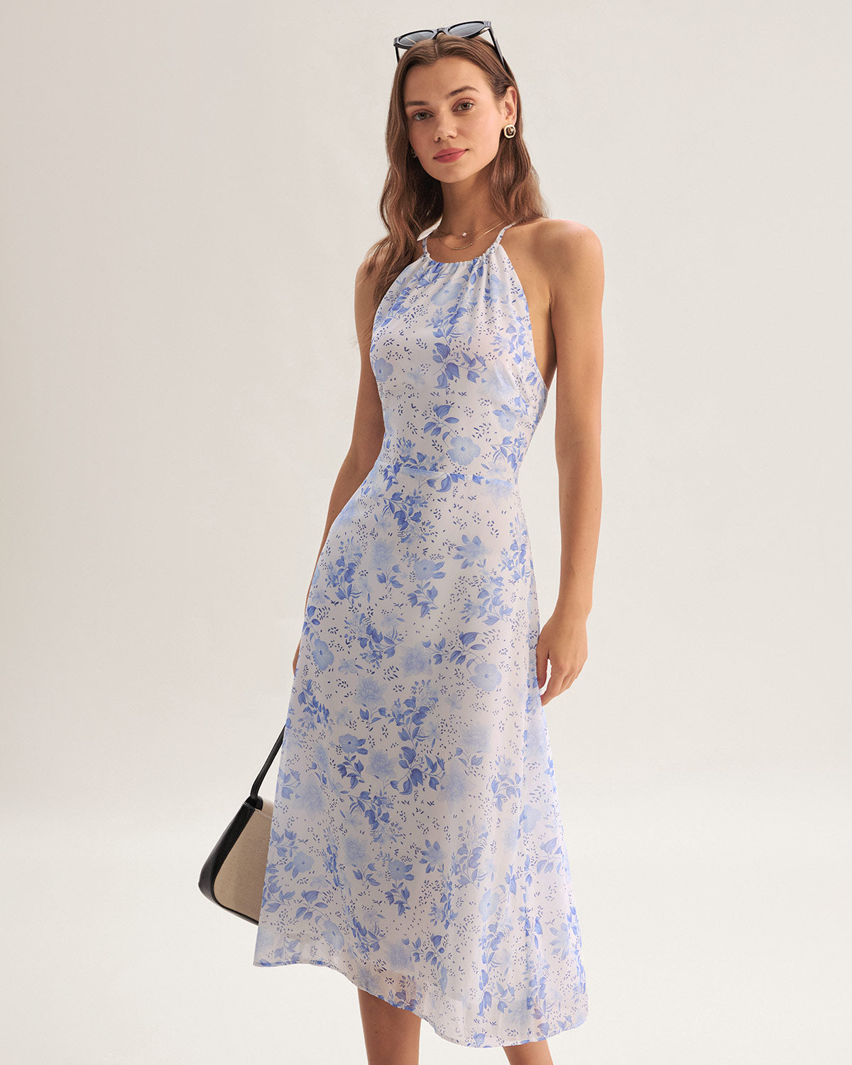 Clarice - Vestido Médio Azul Floral